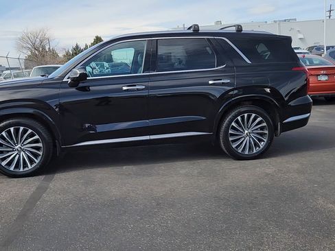 Used 2023 Hyundai Palisade Calligraphy w/ Winter Package AWD/4WD image 2