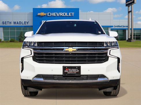 Used 2024 Chevrolet Tahoe LT w/ Luxury Package image 2