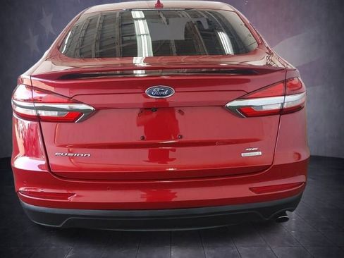 Used 2020 Ford Fusion SE w/ Equipment Group 151A image 4