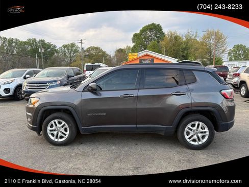 Used 2018 Jeep Compass Sport w/ Tech Group image 7
