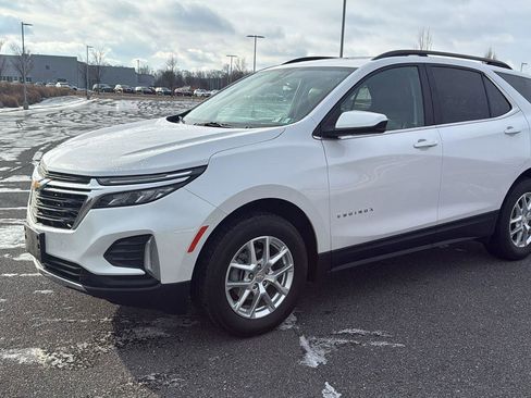 Used 2022 Chevrolet Equinox LT image 13