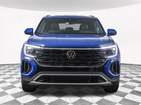 Used 2025 Volkswagen Atlas Cross Sport SE AWD/4WD image 10