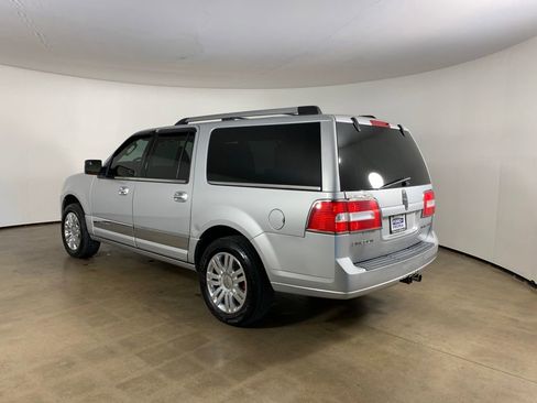 Used 2012 Lincoln Navigator L 4WD image 14