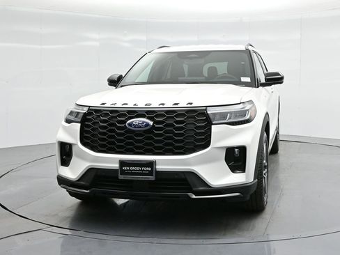 New 2025 Ford Explorer ST-Line w/ Premium Package image 57