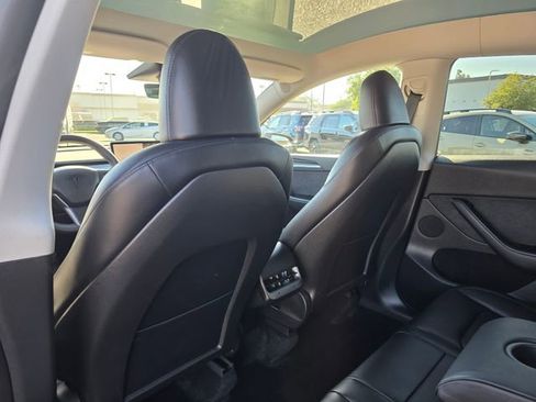 Used 2023 Tesla Model Y Long Range image 17