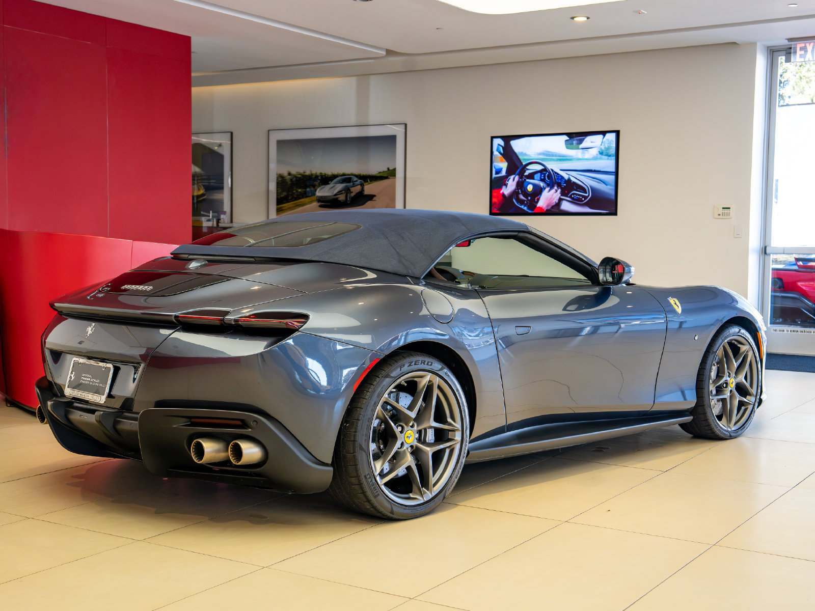 Used 2025 Ferrari Roma Spider RWD image 35