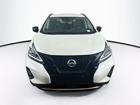 Used 2024 Nissan Murano SV w/ SV Midnight Edition Package FWD image 2