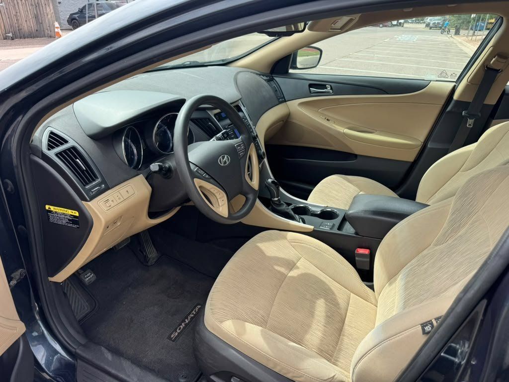 Used 2013 Hyundai Sonata GLS w/ Popular Equipment Pkg FWD image 10