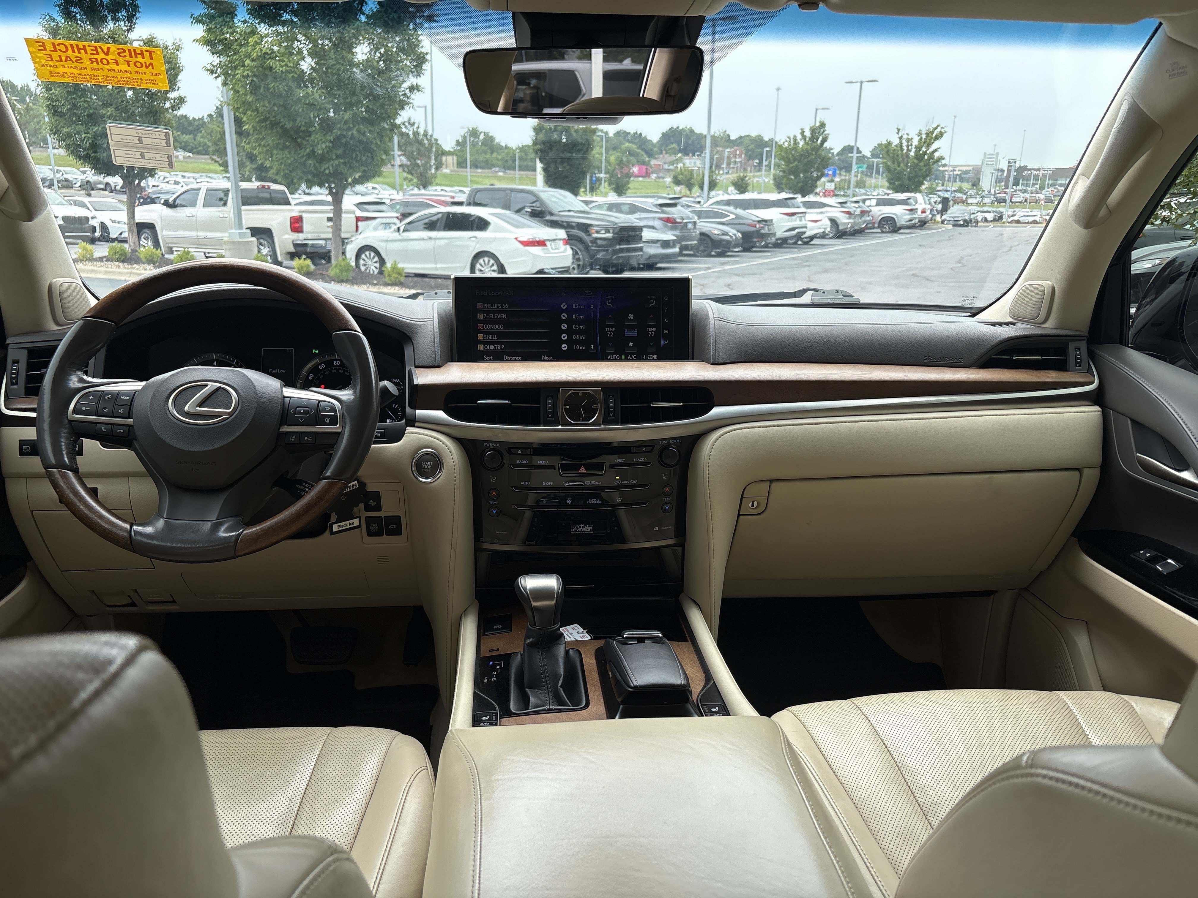 Used 2017 Lexus LX 570 4WD w/ Luxury Package image 30