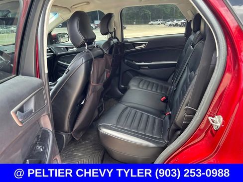 Used 2016 Ford Edge SEL w/ Equipment Group 201A AWD/4WD image 18