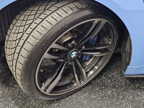 Used 2018 BMW M3 w/ Executive Package RWD image 21