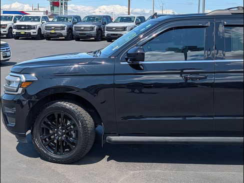 Certified 2024 Ford Expedition Max XLT AWD/4WD image 11