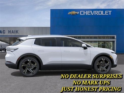 New 2026 Chevrolet Equinox EV LT w/ Convenience Package II image 5