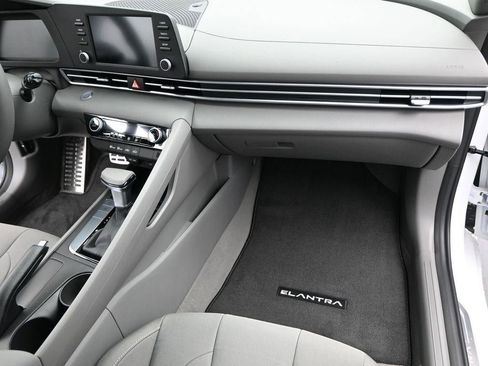 New 2025 Hyundai Elantra Sport image 33