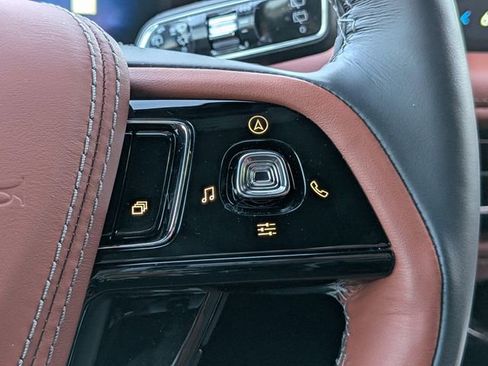 New 2025 Lincoln Aviator Reserve w/ Equipment Group 201A image 26