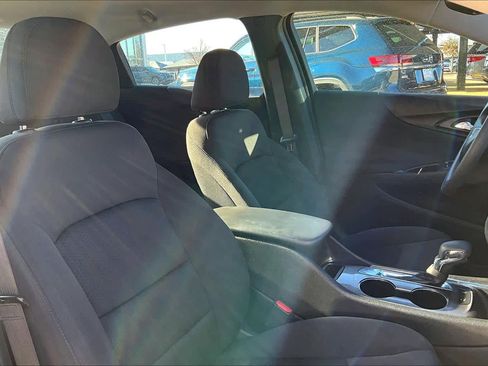 Used 2022 Chevrolet Malibu LS w/ Driver Confidence Package II image 10