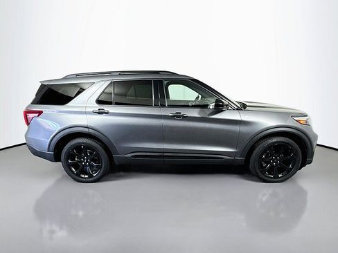 Used 2023 Ford Explorer ST-Line AWD/4WD image 8
