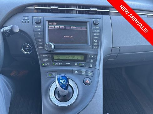 Used 2011 Toyota Prius Five w/ Advanced Technology Pkg image 9