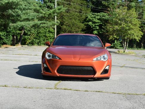 Used 2014 Scion FR-S RWD image 11