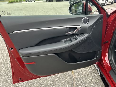 New 2026 Hyundai Sonata SEL FWD image 17