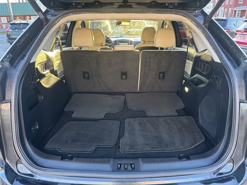 Used 2015 Ford Edge Titanium w/ Equipment Group 302A image 38
