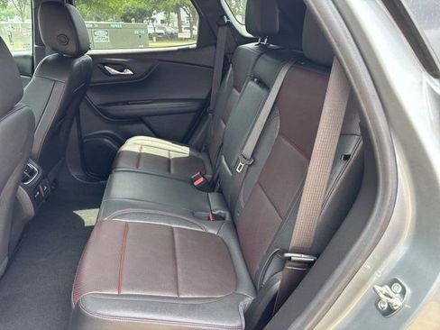 Used 2025 Chevrolet Blazer RS FWD image 16