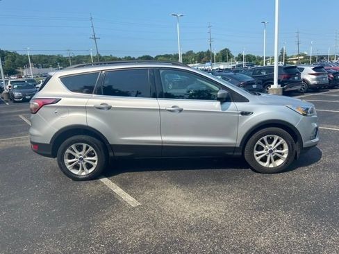 Used 2018 Ford Escape SEL FWD image 5