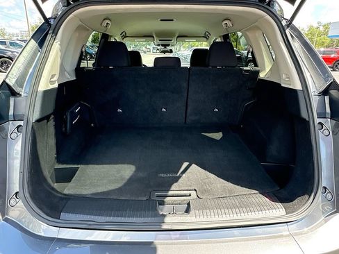 Used 2024 Nissan Rogue S FWD image 23