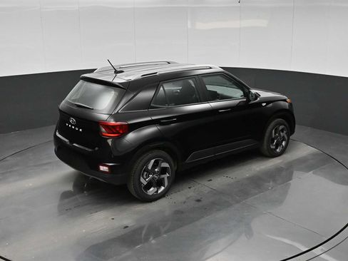 New 2026 Hyundai Venue SEL FWD image 28