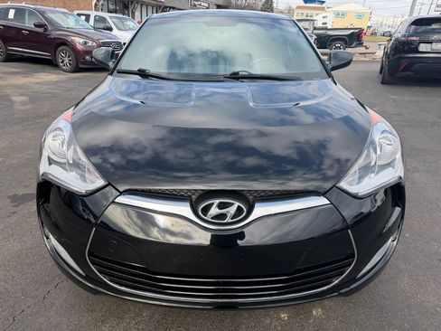 Used 2016 Hyundai Veloster w/ Option Group 03 FWD image 8