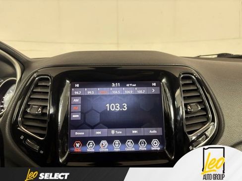 Used 2020 Jeep Compass Limited AWD/4WD image 13