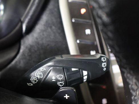 Used 2019 Lincoln MKC Premiere image 32