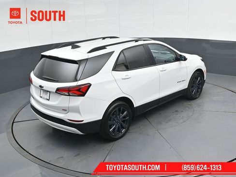 Used 2024 Chevrolet Equinox RS image 48