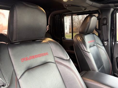 Used 2020 Jeep Gladiator Rubicon w/ Advanced Safety Group image 37