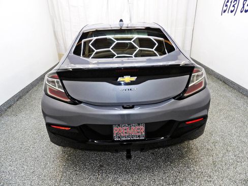 Used 2018 Chevrolet Volt LT w/ Comfort Package image 5