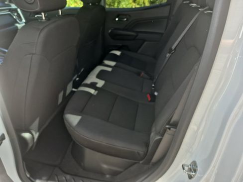 Used 2024 GMC Canyon Elevation w/ Convenience Package image 15