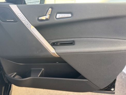 Certified 2024 BMW iX xDrive50 w/ Premium Package image 27