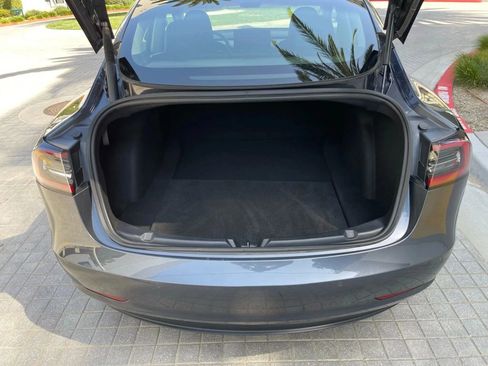 Used 2023 Tesla Model 3 Standard Range image 33