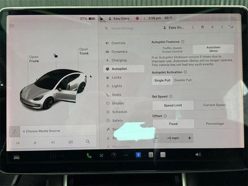 Used 2020 Tesla Model 3 Long Range image 18