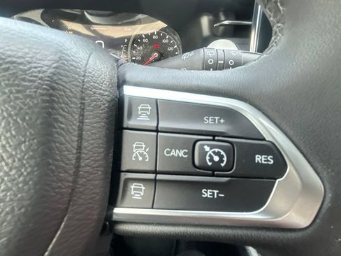 Used 2025 Jeep Compass Limited AWD/4WD image 20