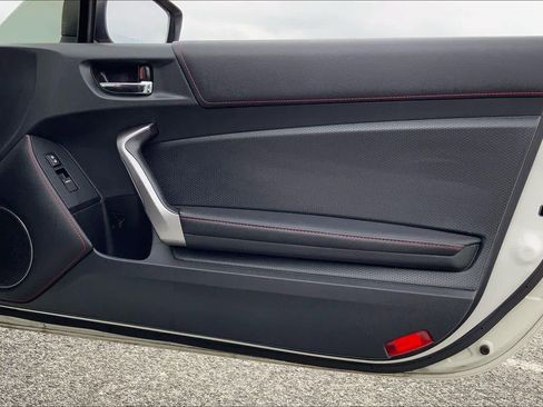 Used 2015 Scion FR-S image 22