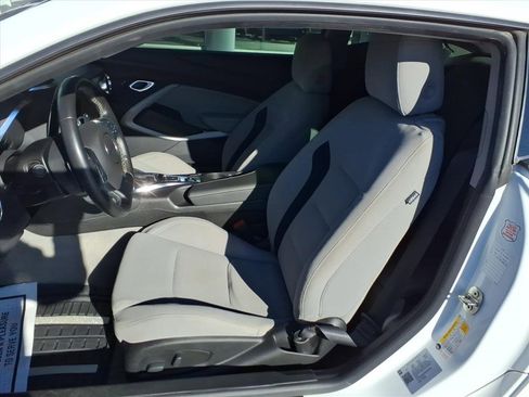 Used 2023 Chevrolet Camaro LT image 9