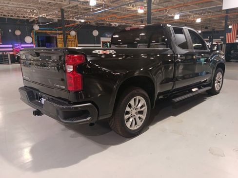 Used 2023 Chevrolet Silverado 1500 Custom AWD/4WD image 6