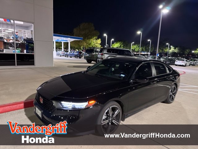 Used 2024 Honda Accord Sport image 1