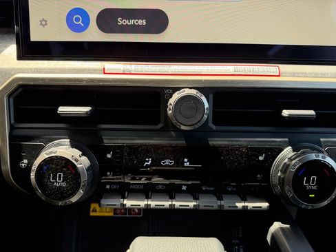 New 2026 Toyota Tacoma 4x4 Double Cab Hybrid image 18
