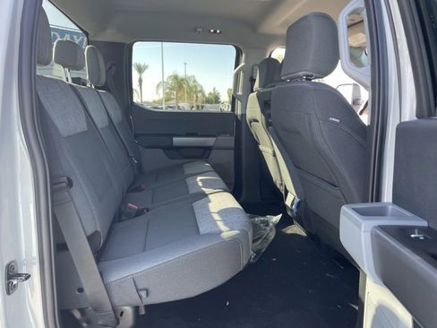 New 2026 Ford F250 XLT w/ FX4 Off-Road Package image 23