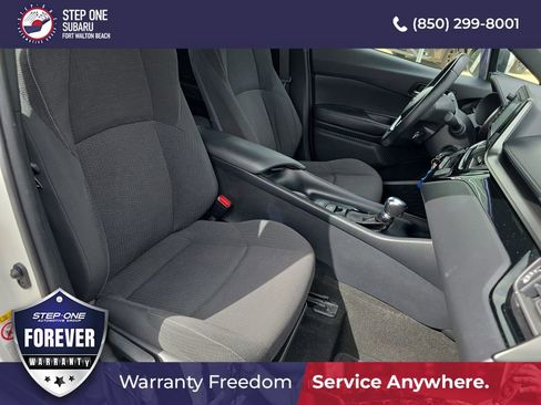 Used 2018 Toyota C-HR XLE image 33