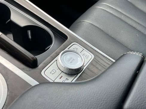 Used 2024 Genesis GV80 2.5T AWD/4WD image 39
