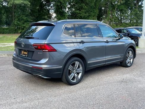 Used 2020 Volkswagen Tiguan SEL w/ 3rd Row Seat Package AWD/4WD image 25