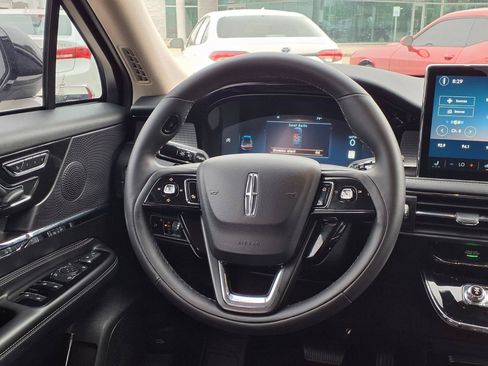 Used 2023 Lincoln Corsair FWD image 23